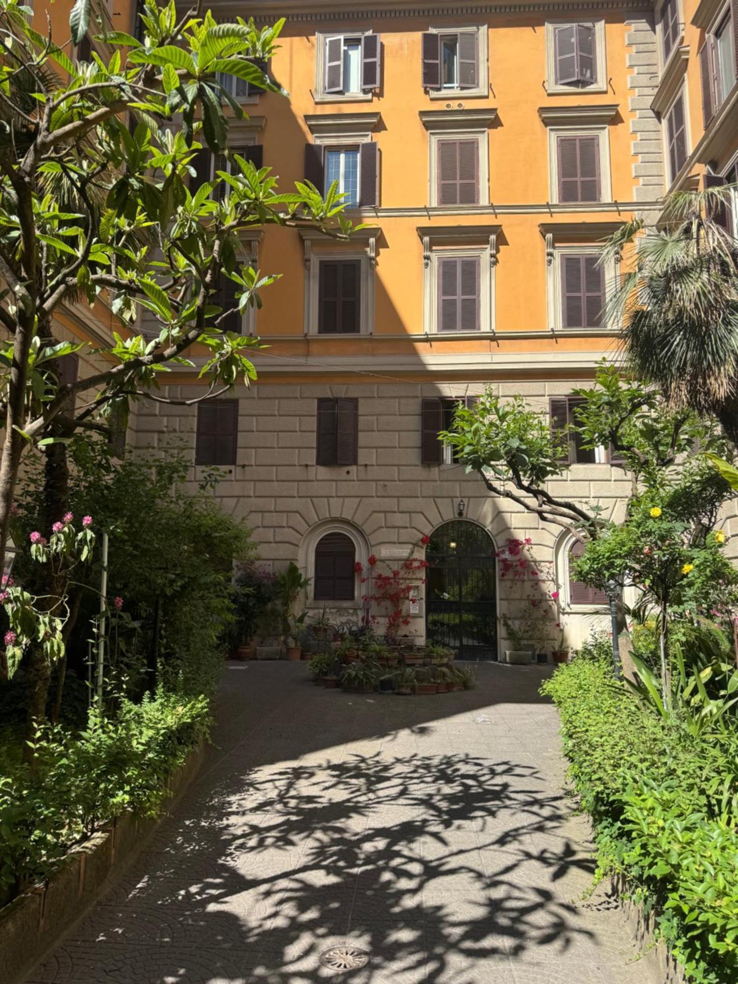 Appartamento Larisarooms Rome Exterior photo